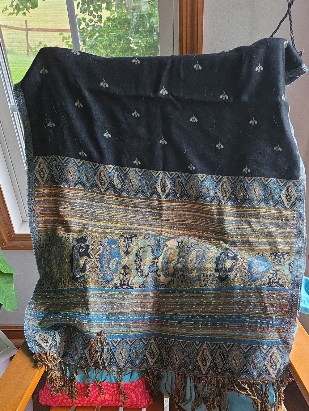 Source Unknown Black and Blue Paisley Patterned Scarf Wrap